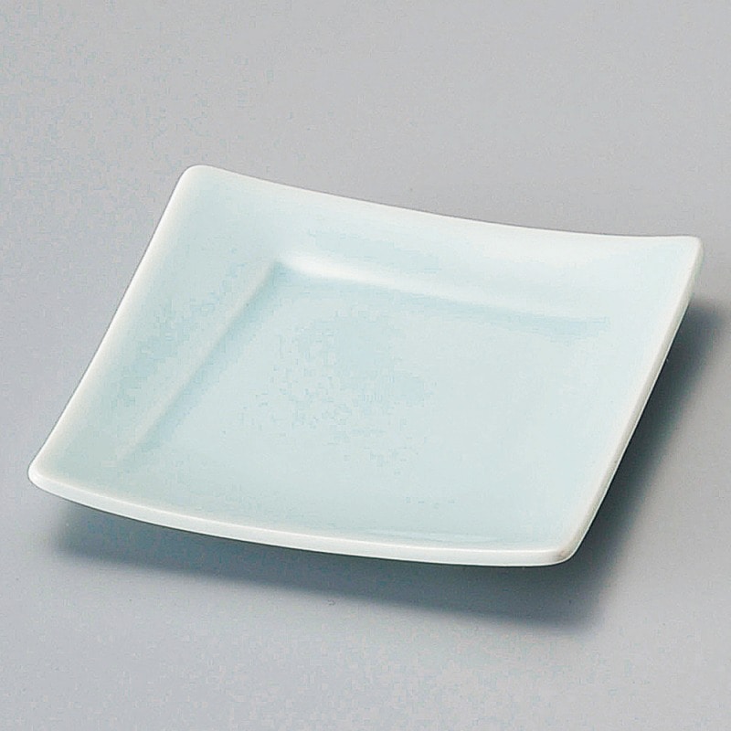 金正陶器 青白磁４.０角皿 1個（ご注文単位1個）【直送品】