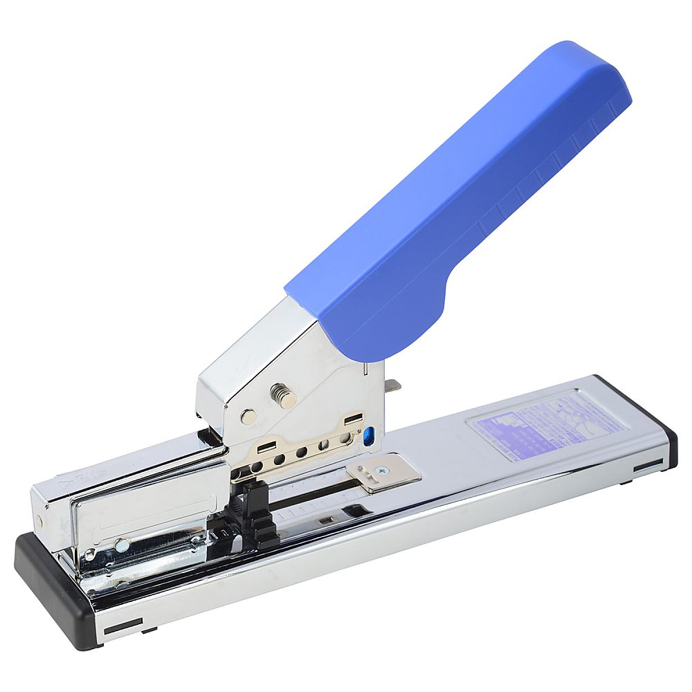 プラス ホッチキス ST-050E 1個(ご注文単位1個)【直送品】