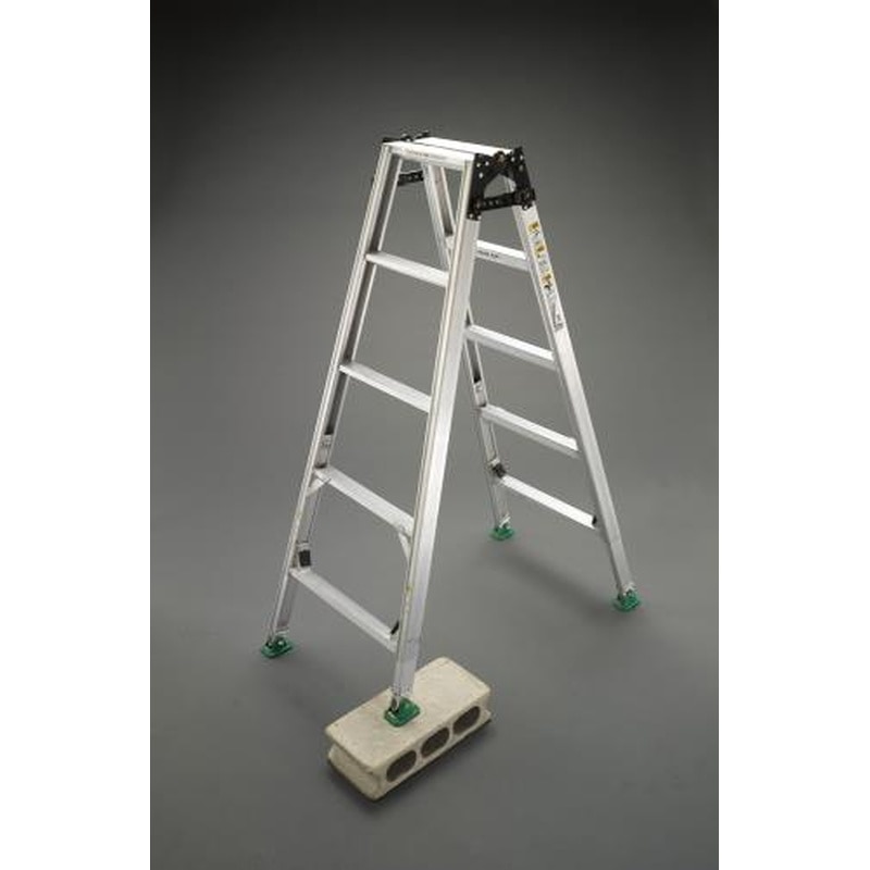 エスコ EA903F-180 1.88-2.33mはしご兼用脚立(調整脚) 1個(ご注文単位1個)【直送品】