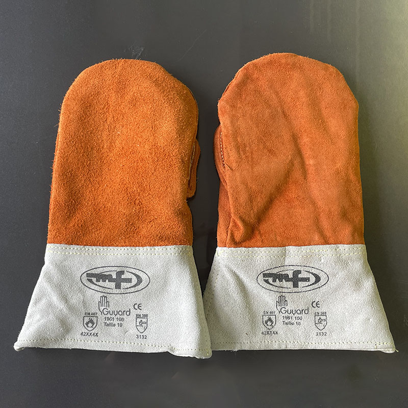 パンジャパン・トレーディング ベーカーミット 300 左右セット 1組(ご注文単位1組)【直送品】