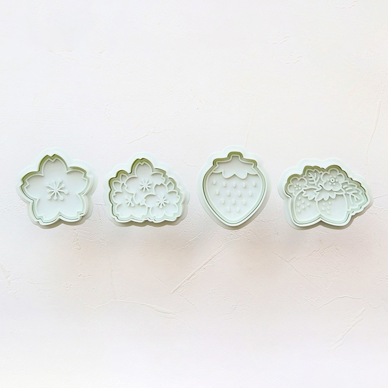 桜といちごクッキー型 桜2種・いちご2種 97928 1個（ご注文単位1個