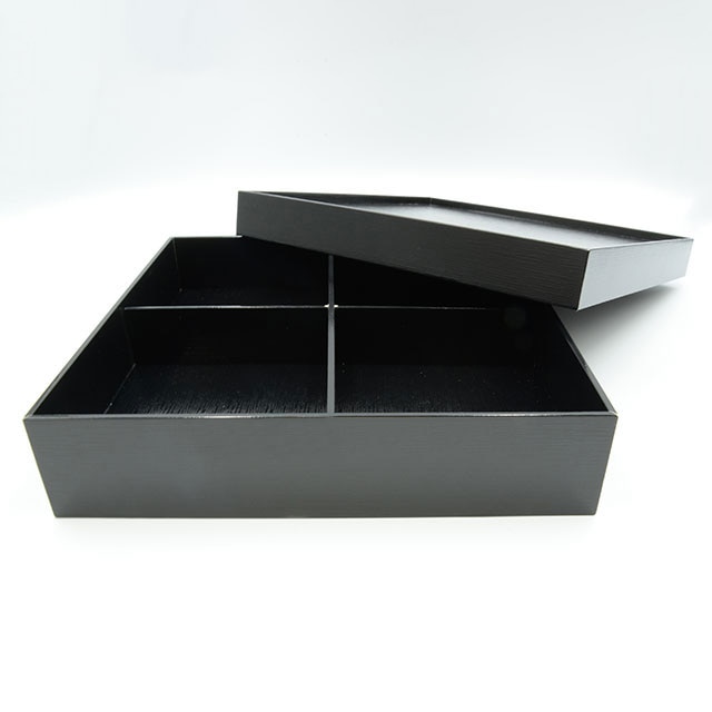 『在庫処分』 漆器 5枚セット 黒色 金色装飾 4箱 バラ売可 黒漆 貼箱8寸 四ツ仕切 | パックスタイル