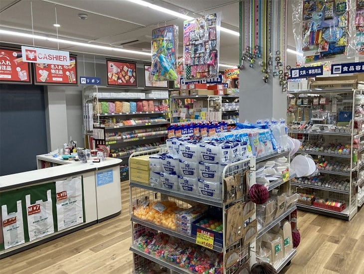 一般包装資材から食品容器、テイクアウト資材、農業資材、店舗用品など取り揃えております。従業員一同、お客様の御来店心よりお待ちしております。